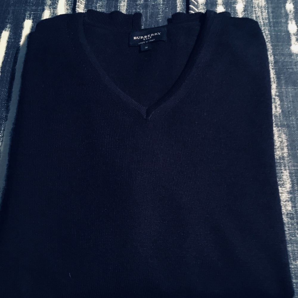 navy blue v neck